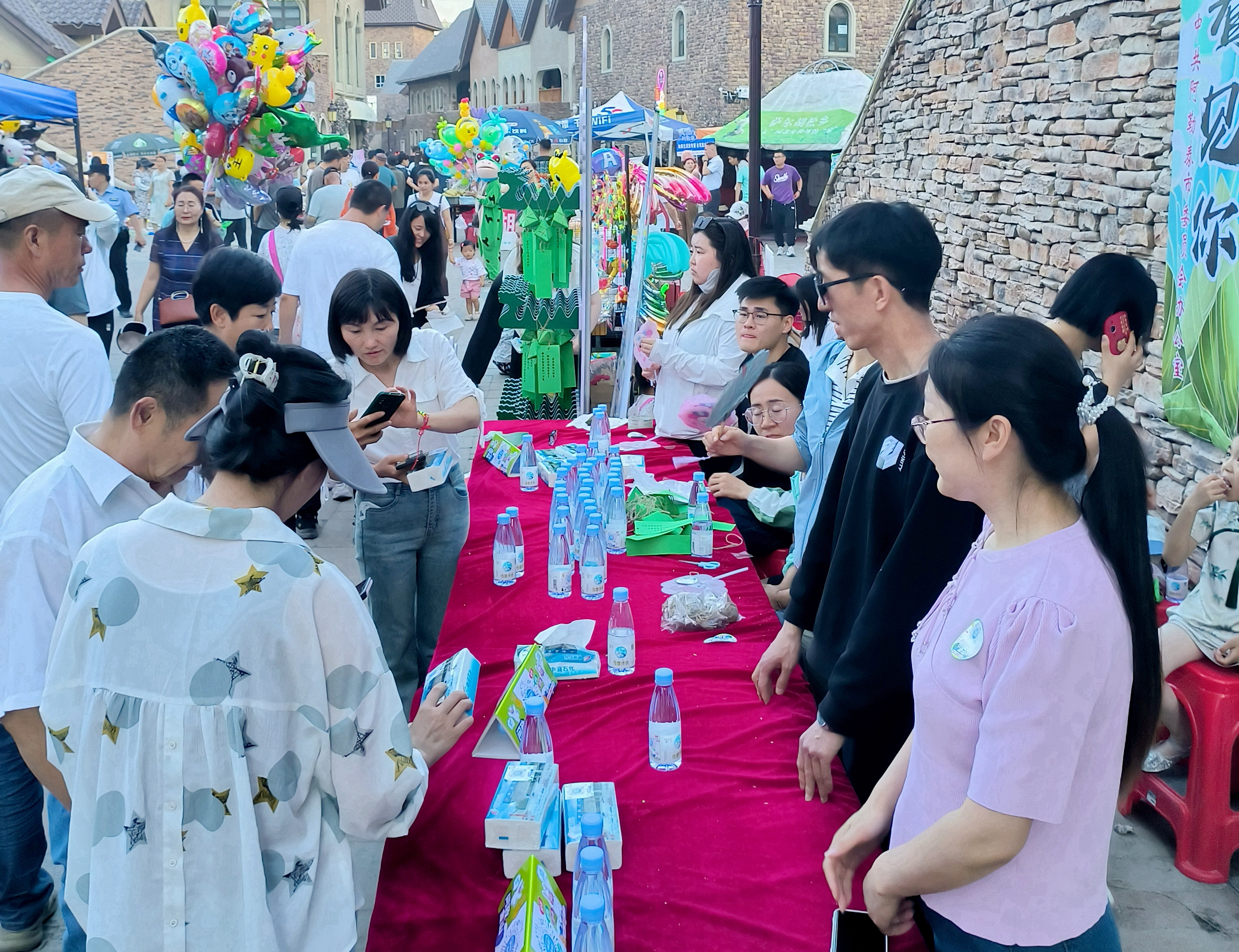 多项服务一键直达阿勒泰市问政金山小程序上线(图1)