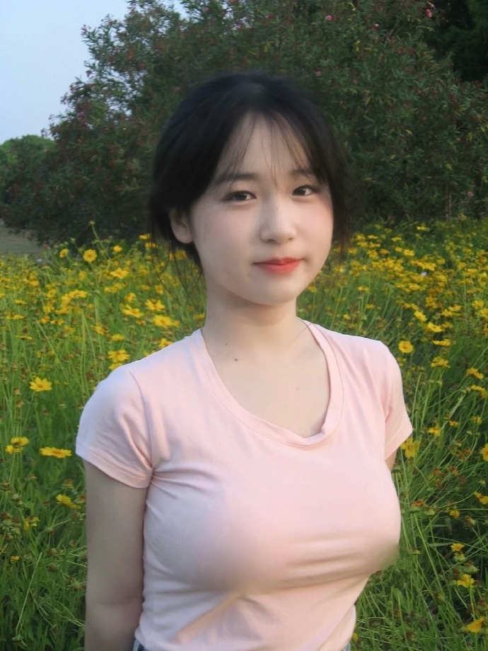 别揉我胸啊嗯摸湿奶最小说（中国）网站IOSAndroid通用版手机app(图1)