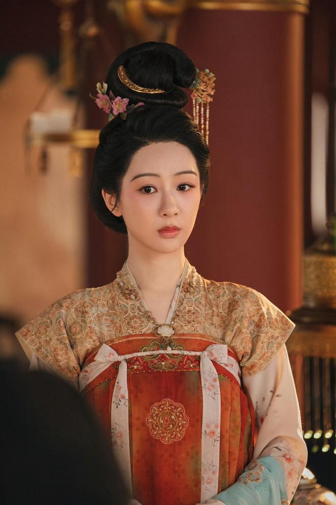 杨紫粉丝好厉害！开发关于牡丹的小程序追星与传统文化传播结合(图3)